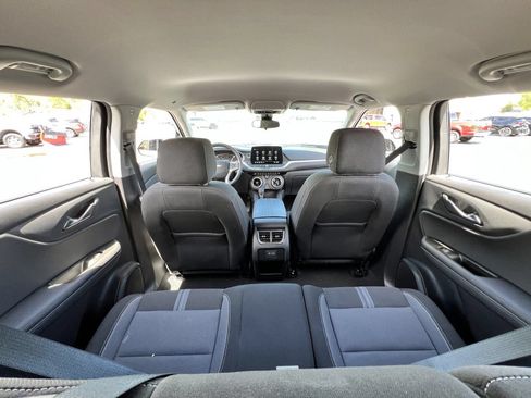 Used 2023 Chevrolet Blazer LT AWD/4WD image 32