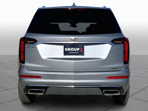 Used 2023 Cadillac XT6 Premium Luxury w/ Technology Package image 4