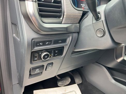 Certified 2023 Ford F150 Platinum w/ Equipment Group 701A High image 10