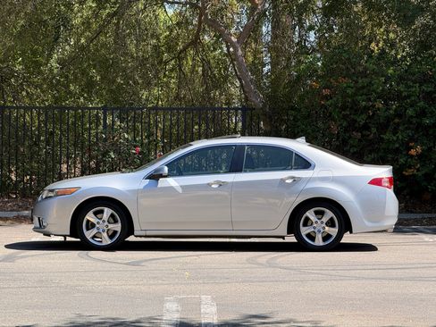 Used 2011 Acura TSX Sedan FWD image 5