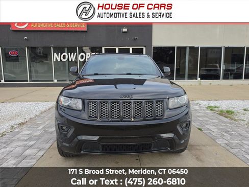 Used 2015 Jeep Grand Cherokee Altitude AWD/4WD image 1