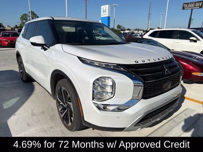 Used 2024 Mitsubishi Outlander SE Black Edition