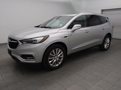 Used 2019 Buick Enclave Essence w/ Trailering Package, 5000 lbs. AWD/4WD image 2