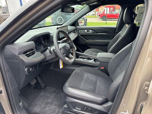 New 2026 Ford Explorer Tremor AWD/4WD image 37