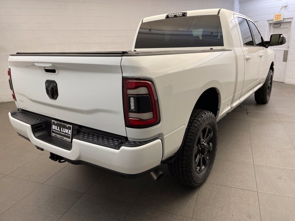 Certified 2021 RAM 2500 Big Horn w/ Night Edition AWD/4WD image 8