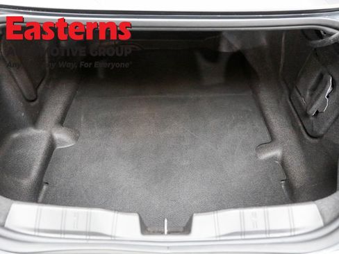 Used 2021 Chevrolet Camaro LT image 9