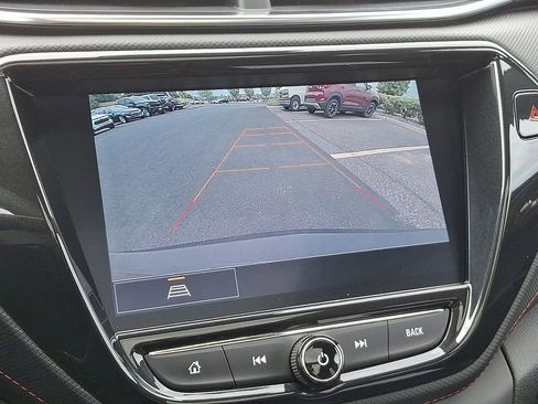Certified 2023 Chevrolet TrailBlazer RS w/ Sun and Liftgate Package AWD/4WD image 19