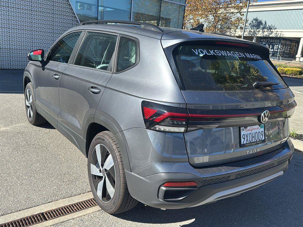 Used 2026 Volkswagen Taos S AWD/4WD image 8