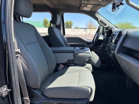 Used 2017 Ford F150 XLT w/ Equipment Group 302A Luxury image 10