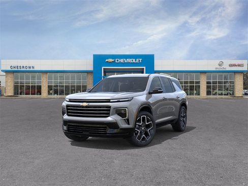 New 2026 Chevrolet Traverse High Country w/ LPO, Floor Liner Package image 8