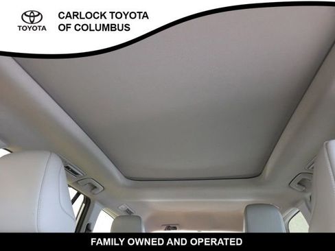 Used 2024 Toyota Grand Highlander AWD image 13