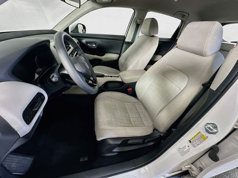 Used 2024 Honda HR-V LX image 13