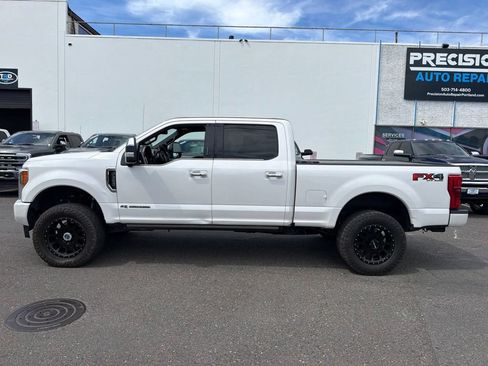 Used 2017 Ford F350 Platinum w/ Platinum Ultimate Package AWD/4WD image 2