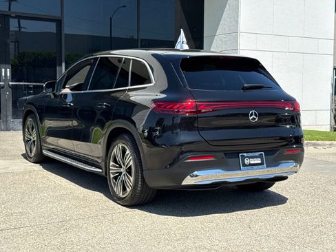Used 2024 Mercedes-Benz EQS 450+ SUV image 10