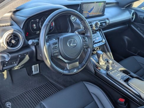 Used 2022 Lexus IS 350 F Sport RWD image 14
