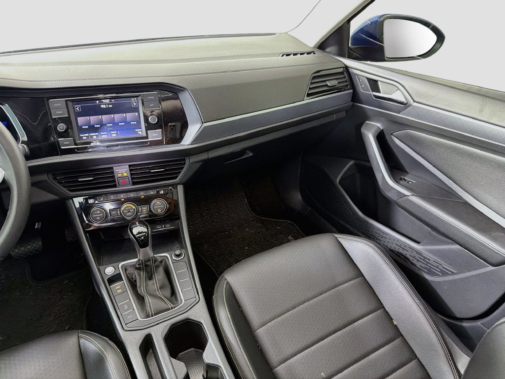 Used 2024 Volkswagen Jetta SE FWD image 26