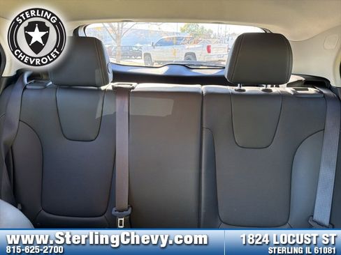 Used 2024 Buick Encore GX Sport Touring image 12