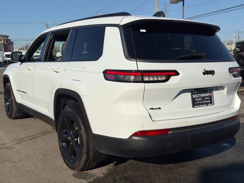 New 2026 Jeep Grand Cherokee L Limited w/ Limited Altitude Package image 5