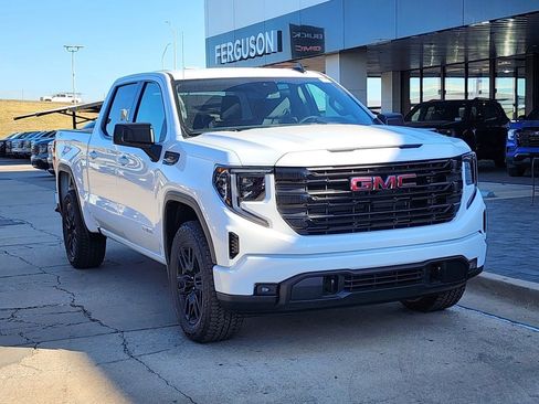 New 2026 GMC Sierra 1500 Elevation image 2