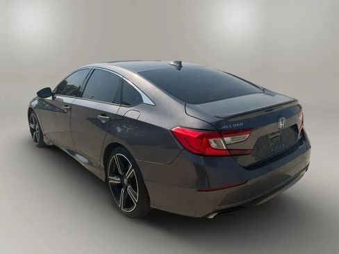 Used 2018 Honda Accord Sport image 5