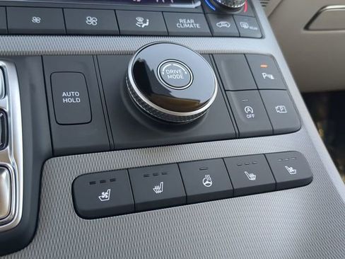 New 2025 Hyundai Palisade Limited image 2