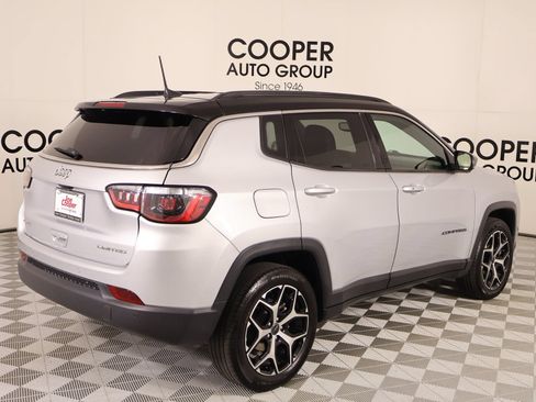 Used 2025 Jeep Compass Limited AWD/4WD image 19