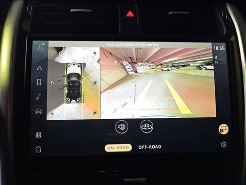 New 2025 Land Rover Discovery S image 25