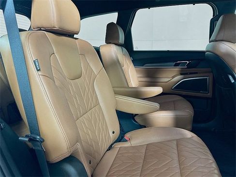 Used 2024 Kia Telluride EX X-Line image 28
