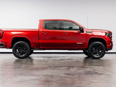 Used 2024 GMC Sierra 1500 Elevation w/ Elevation Premium Package AWD/4WD image 22