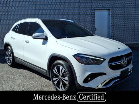 Used 2025 Mercedes-Benz GLA 250 4MATIC image 3