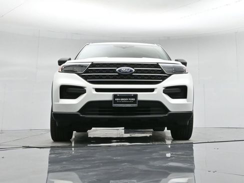 Certified 2023 Ford Explorer XLT image 49