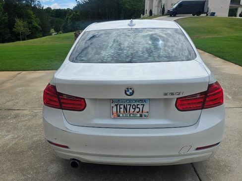 Used 2015 BMW 320i Sedan RWD image 4