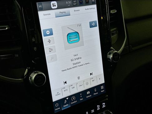 Certified 2024 RAM 2500 Big Horn w/ Sport Appearance Package image 25