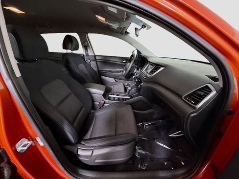 Used 2016 Hyundai Tucson SE image 28