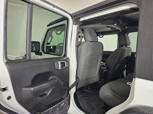 Used 2024 Jeep Wrangler Unlimited Sport image 20