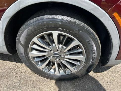 Used 2020 Lincoln Nautilus Reserve w/ Cargo Utility Package FWD image 58