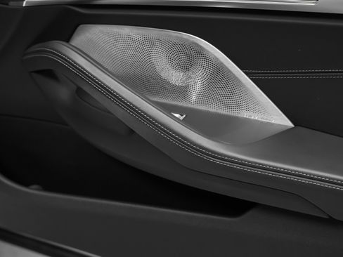 Used 2022 BMW M850i xDrive image 27