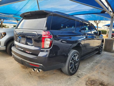 Certified 2022 Chevrolet Suburban RST w/ Sport Performance Package image 4