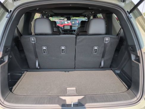 Used 2026 Honda Pilot TrailSport image 14