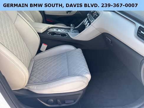 Used 2022 Genesis G70 3.3T w/ Sport Prestige Package image 7
