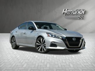 Used 2022 Nissan Altima 2.5 SR FWD video 2