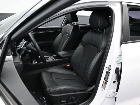 Used 2024 Kia K5 GT-Line w/ GT-Line Premium Package FWD image 10