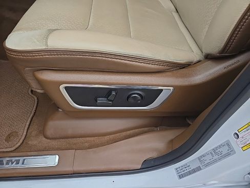 Used 2022 RAM 1500 Laramie image 48