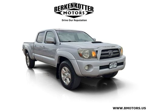 Used 2009 Toyota Tacoma PreRunner RWD image 1