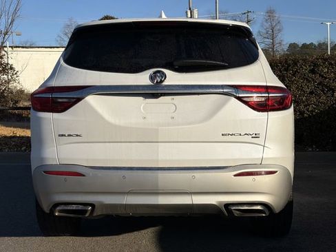 Used 2018 Buick Enclave Premium w/ Experience Buick Package image 5
