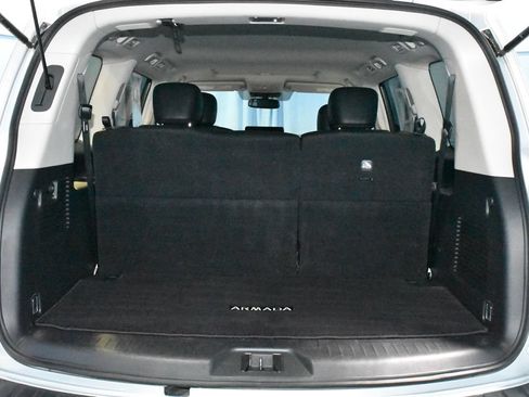 Used 2024 Nissan Armada SL w/ Captain's Chairs Package AWD/4WD image 33