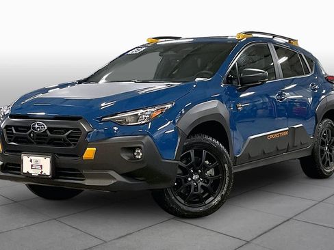 Used 2025 Subaru Crosstrek 2.5i Wilderness AWD/4WD image 2