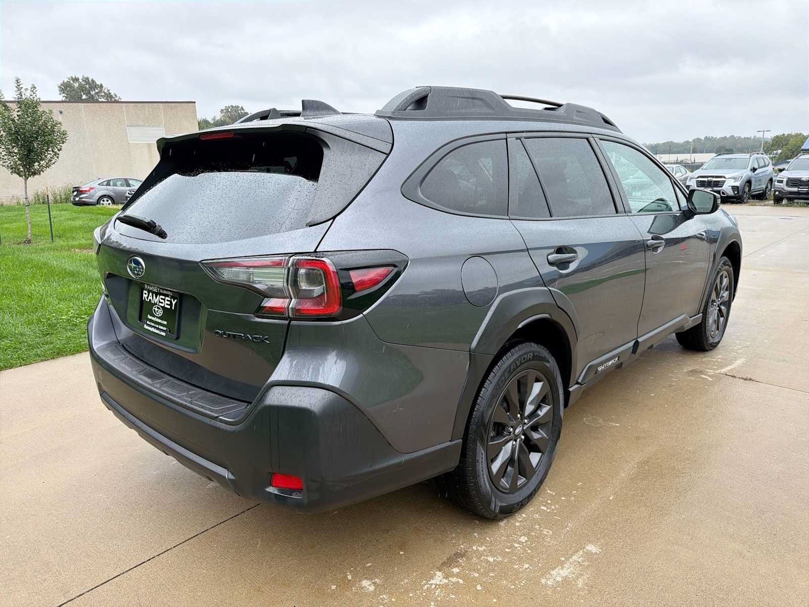 Certified 2023 Subaru Outback Onyx Edition AWD/4WD image 6