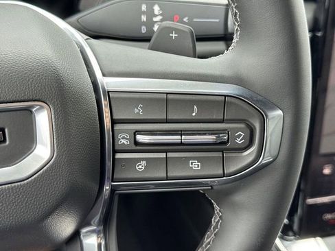 New 2026 GMC Yukon XL Denali w/ Denali Reserve Package image 10