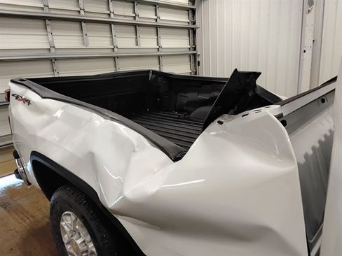 Used 2021 Chevrolet Silverado 2500 LTZ image 19